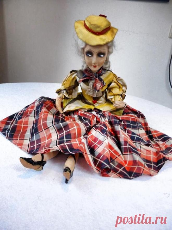 Boudoir Doll Madness