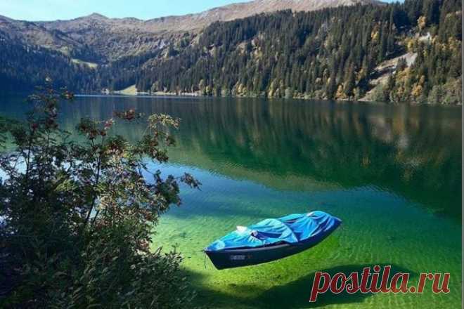 Это самое чистое озеро на планете, но не вздумай погрузиться в его воды! — В РИТМІ ЖИТТЯ