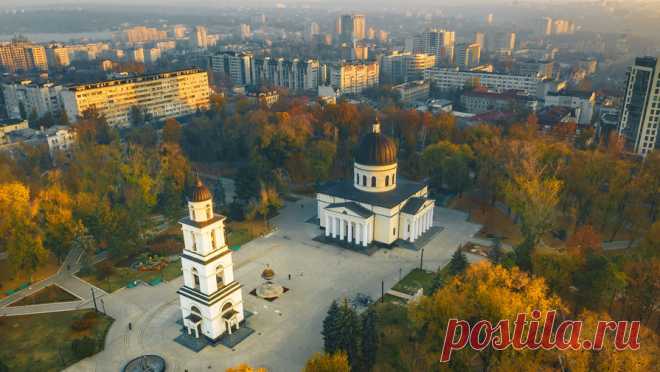 В Молдавии может исчезнуть митрополия РПЦ. Молдавский депутат из рядов правящей партии "Действие и солидарность" Василий Шоймару заявил, что уже осенью Молдавская митрополия РПЦ (Русской православной церкви) может быть закрыта. Об этом пишет РИА Новости. "Как и ...