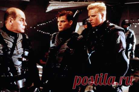 Звездный десант (1997)