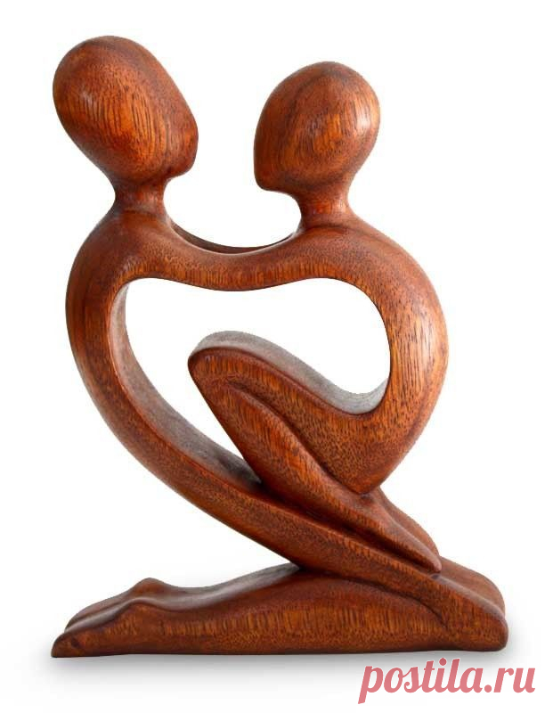 True Love Wood Figurine                                                                                                                                                                                 Plus