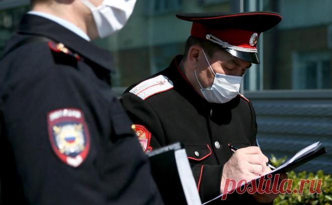 Полиция Кубани опровергла штраф за выброшенную рекламу контрактной службы. Сообщения о том, что полицейские в Краснодаре составили протокол на местного жителя, который выбросил в урну листовку с рекламой службы по контракту, не соответствуют действительности, сообщили РБК в пресс-службе регионального управления МВД.