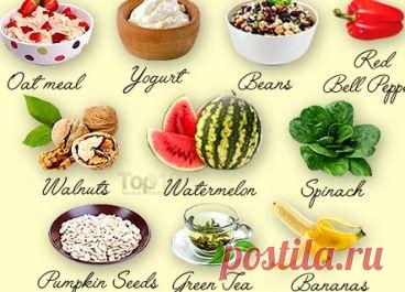 Главные продукты для борьбы с усталостью
Многие из нас сталкивались с таким моментом в своей жизни, когда необходимо преодолевать переутомление или бороться с перегруженностью в работе. Бороться с этим состоянием могут помочь некоторые продукты