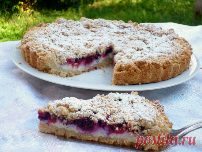 Sbriciolata ricotta e frutti di bosco | Limone e Vaniglia Sbriciolata ricotta e frutti di bosco, una torta golosa senza burro né uova, farcita con una delicata crema di ricotta alla vaniglia e frutti di bosco