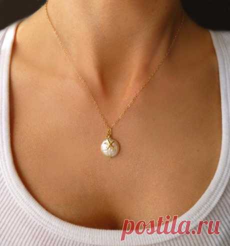 Маленькая жемчужинка  - очень элегантное украшение. $34,00