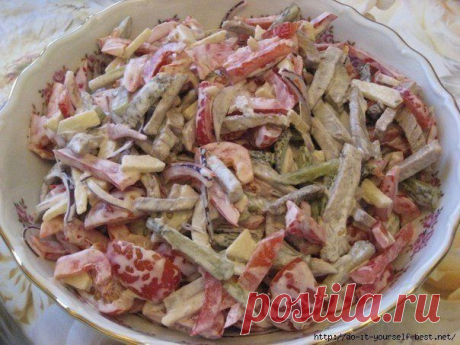 Салат с говядиной и овощами / Свежие рецепты