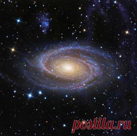 Петля Арпа / Интересный космос