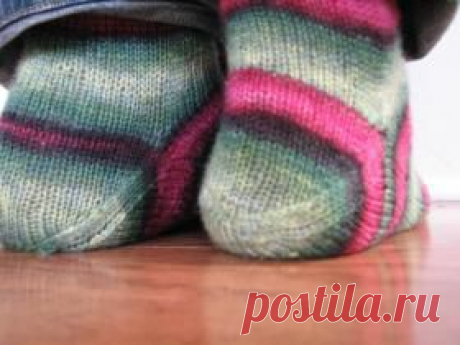 Носки с необычной пяткой на knitweek.ru