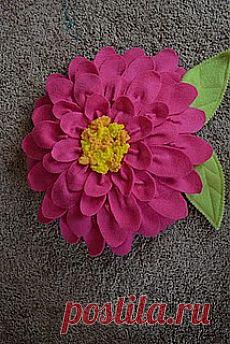 Подушка-цветок