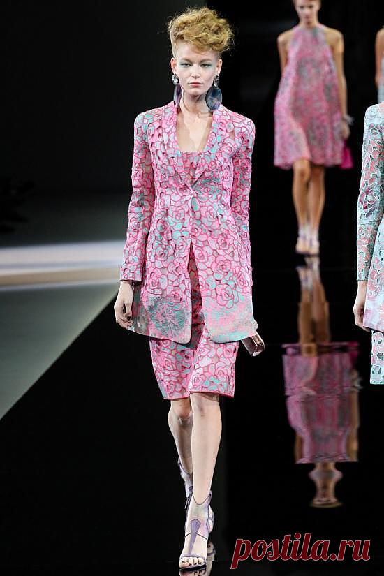 Новая коллекция Джорджио Армани сезона весна-лето 2014