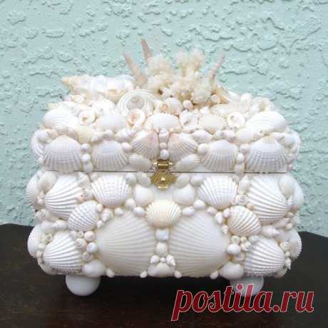 Шикарная шкатулка, декорированная ракушками