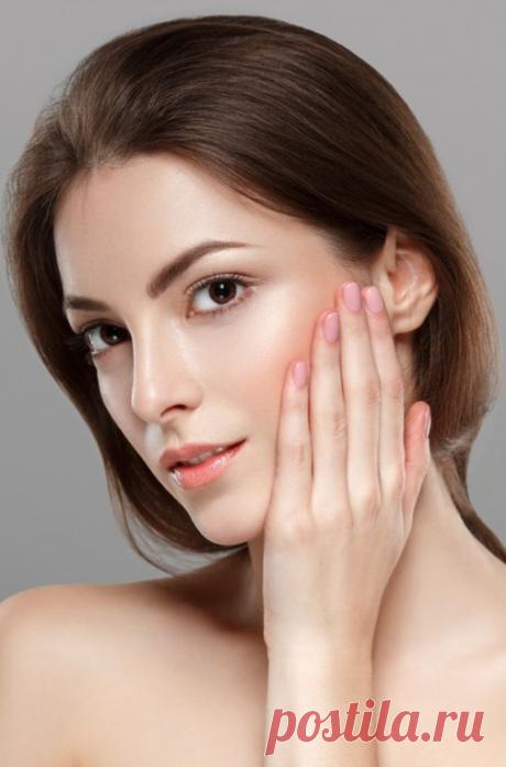 Тональная основа: как получить естественный макияж