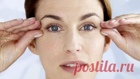 Натуральные домашние маски, которые уберут "гусиные лапки" и морщины возле глаз