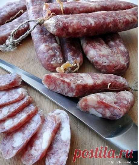 Мясоедам. Сыровяленая колбаса в домашних условиях.