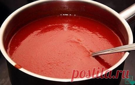 КЕТЧУП — ЧУТЬ ЯЗЫК НЕ ПРОГЛОТИЛА! 
3 кг помидор 
0.5 кг яблок 
0.25 кг лука