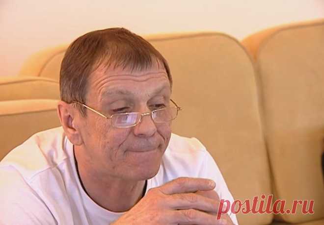 Романс. Стихи Николая Гумилёва. Музыка Анатолия Бальчева. Исполняет Валерий Мастрюков.