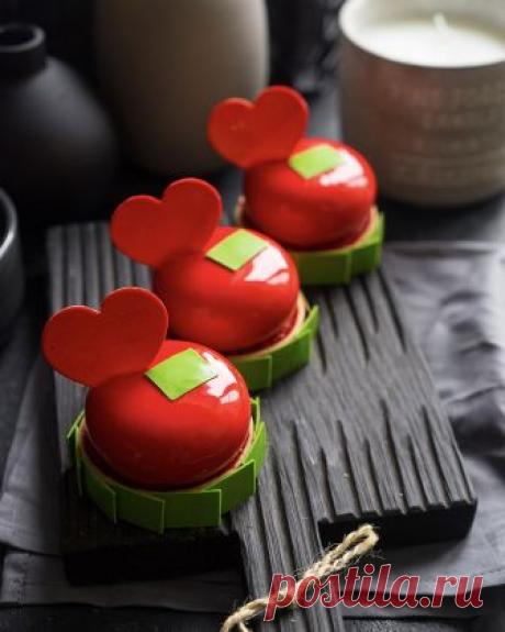 Современные муссовые десерты: пирожное «Бейзи Фрейз» | Andy Chef (Энди Шеф) — блог о еде и путешествиях, пошаговые рецепты, интернет-магазин для кондитеров |