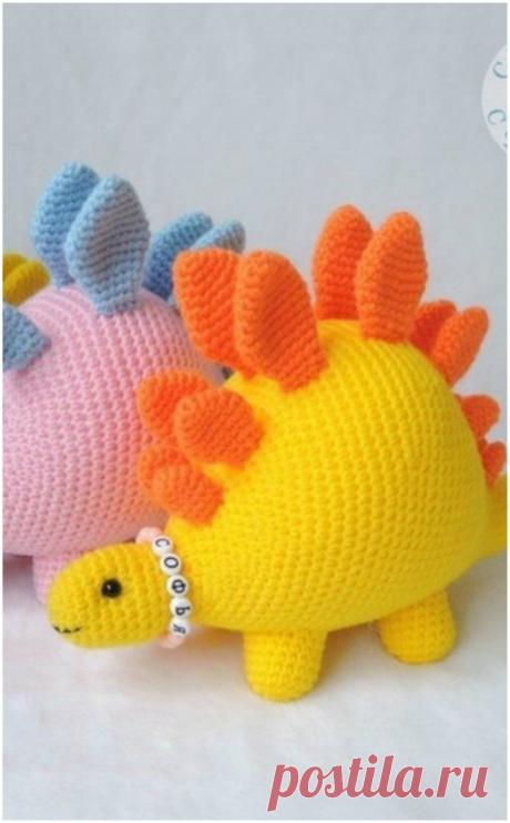 KNITTING TOY DINOSAUR