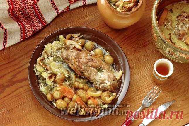 Индейка в горшочке рецепт с фото. Время приготовления: 2 часа, время подготовки: 8 часов (маринование), порций: 6 шт.