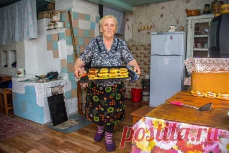 Святая,как хлеб,деревенька моя....