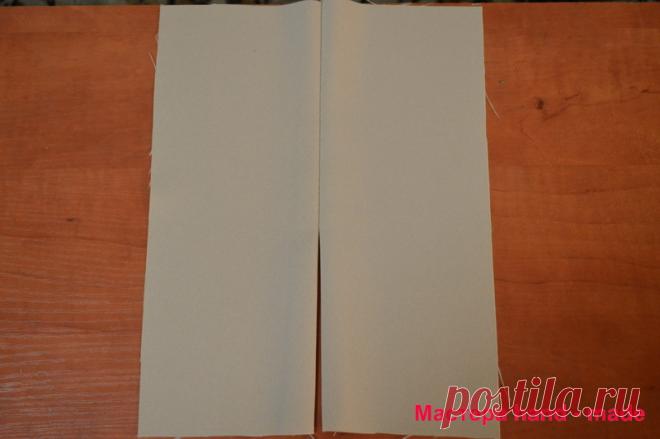 Красивый разрез на юбке КАК ОБРАБОТАТЬ РАЗРЕЗ НА ЮБКЕ ИЛИ ПЛАТЬЕ Допустим, это у нас разрез на юбке. Разреза на юбке Что бы исключить разрыв шва, нужно делать в конце строчки усилитель. Усилитель делается из тонкой прочной ткани, в тон основного изделия...