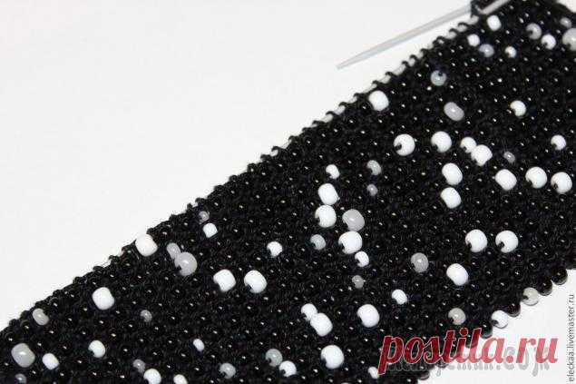 «Стеклянный трикотаж»: вяжем бисерное полотно Со слов автора. Сегодня я хочу показать вам, как я вяжу свои изделия. На авторство идеи и сама не претендую, да и другим не советую. Ибо, долгие годы проживая в славном городе Санкт-Петербурге имела п...