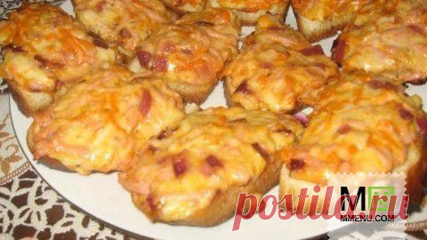горячие бутерброды с колбасой и сыром. (2) - кулинарный рецепт. Миллион Меню