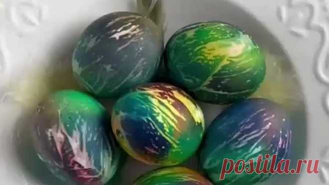 Необычные разноцветные яйца! Дети будут в восторге