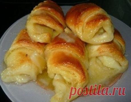 Слойки с яблоками "Язык проглотишь"