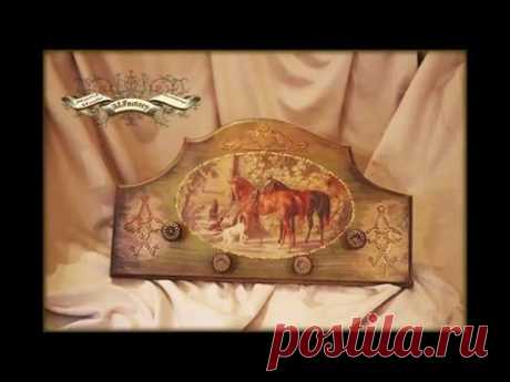 Daily Art - винтажные краски, восковые патины и структурная паста. Делаем ключницу. Мастер-класс