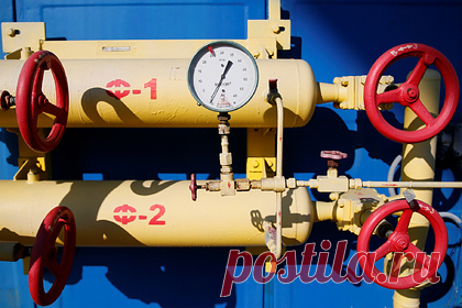 На Украине пожаловались на резкое сокращение транзита газа из России. «Газпром» резко снизил транзит газа через Украину — почти на 20 процентов, заявил глава «Оператора ГТС Украины» Сергей Макогон. На сокращение объемов прокачки он пожаловался на своей странице в Facebook. По словам Макогона, речь идет о снижении со 109 миллионов кубометров в сутки до 87,7 миллиона кубометров.