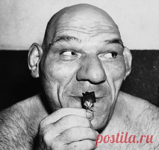 Люди с «отрицательной» кровью: чем они отличаются от «положительных» В медицинской практике человеческая кровь разделяется на 4 группы и 2 вида резус-фактора. Считается, что самая распространенная группа – II, и 85% населения планеты обладает положительным резус-фактором. Чем же отличаются люди, у которых кровь отрицательная?