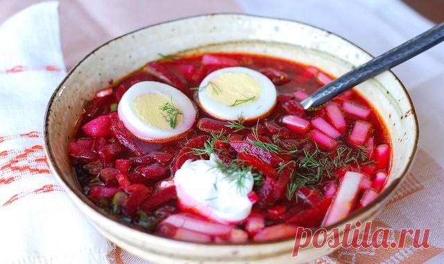 «Борщ холодный летний и борщ холодный с имбирем»

Автор варианта приготовления © Нина Фомина
Борщ получается изумительного свекольного цвета, красивый, вкусный, освежающий. Я могу говорить и говорить о вкусовых оттенках, свежести и хрустящести овощей и проч., и проч. Но лучше просто взять и приготовить. Свеклу для борща можно порезать-натереть мельче или крупнее, сварить ее до полной мягкости или, как мы любим в семье, чтобы она немного похрустывала. Борщ можно сделать бол...