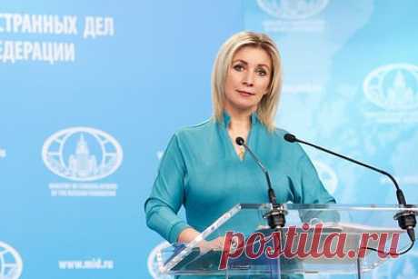 Захарова назвала США мутировавшей цифровой диктатурой. Запрет устанавливать китайскую социальную сеть TikTok, предписанный американским госслужащим, свидетельствует о превращении США в диктатуру. Так считает официальный представитель МИД России Мария Захарова. По ее мнению, власти страны намерены полностью запретить эту соцсеть.