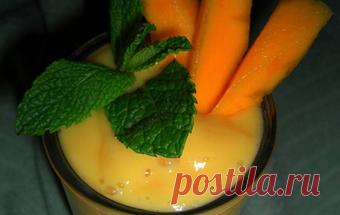 Коктейль «Манговое утро» / Фруктовые напитки / TVCook: пошаговые рецепты с фото