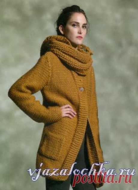 Коричневое вязаное пальто описание