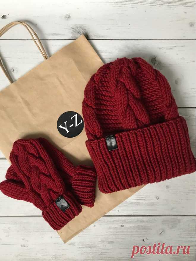 Комплект вязаный детский шапка и варежки (меринос) узор косы Y-Z KNITS – купить в интернет-магазине на Ярмарке Мастеров с доставкой Комплект вязаный детский шапка и варежки (меринос) узор косы Y-Z KNITS - купить или заказать в интернет-магазине на Ярмарке Мастеров | Комплект вязаный детский:шапка и варежки на…