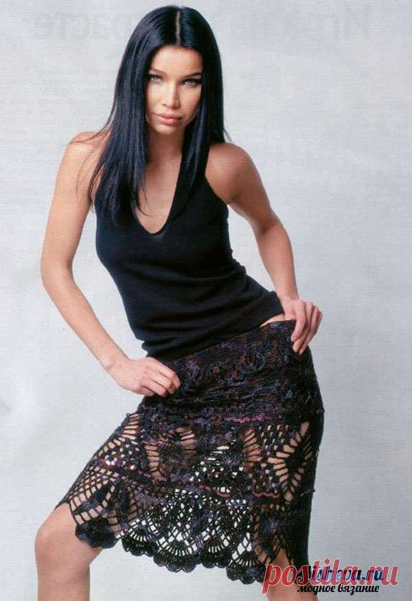 Чёрная юбка «Соблазн» вязаная крючком