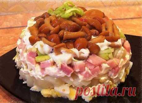 САЛАТ С МАРИНОВАННЫМИ ОПЯТАМИ