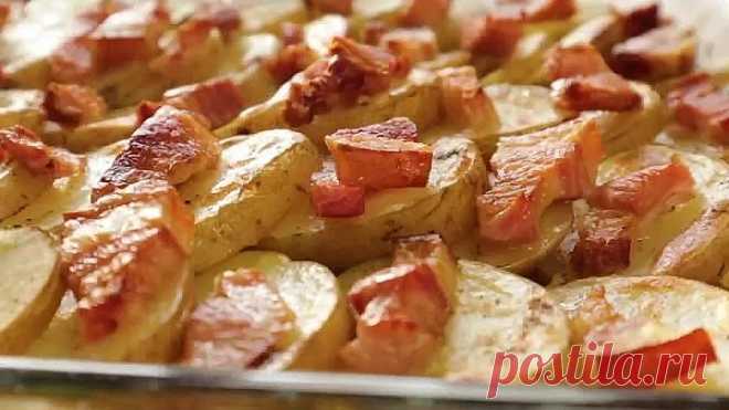 Картошка с капустой и салом в духовке! Очень вкусное простое блюдо!
