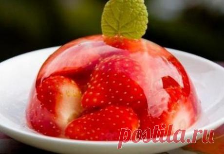Желе из клубники | Десерты | Рецепты | Online.ua