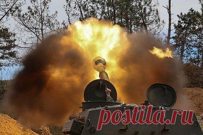 В российском регионе повреждены линии электро- и газоснабжения при обстреле ВСУ. В Белгородской области повреждены линии электро- и газоснабжения после очередного обстрела со стороны Украины, сообщил глава региона Вячеслав Гладков. В ряде сел пропал свет, а в Поповке, которая и была атакована украинскими войсками, была повреждена также линия газоснабжения.