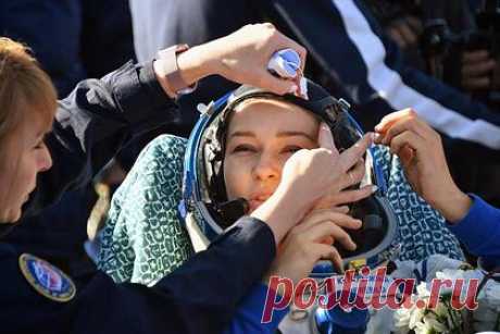 Пересильд и Шипенко рассказали об отказе техники при стыковке с МКС. Режиссер Клим Шипенко и актриса Юлия Пересильд рассказали об отказе двух комплектов оборудования автоматической системы сближения «Курс» во время стыковки их корабля «Союз МС-19» с Международной космической станцией на орбите Земли. Пересильд заявила, что в после отказа техники посмотрел на режиссера.