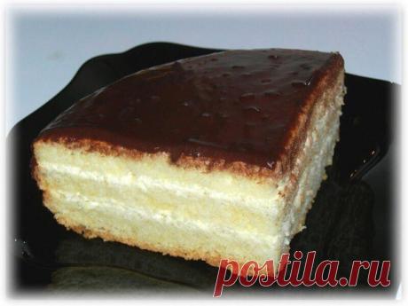 ТОРТ "ЧАРОДЕЙКА" В МУЛЬТИВАРКЕ!

ИНГРЕДИЕНТЫ:

Тесто:
4 яйца
1 ч.л. разрыхлителя
1 ст. сахара
1 ст. муки

Крем: 1 стакан молока
2,5 ст.л. муки
1 яйцо
1/2 ст. сахара
ванилин
50 г сливочного масла

ПРИГОТОВЛЕНИЕ:

Тесто: Яйца взбить с сахаром. Затем добавить муку с разрыхлителем и взбить.

Дно и бока кастрюльки смазать сливочным маслом, выложить тесто и выпекать на программе ВЫПЕЧКА 60 минут.

Отключить мультю, но крышку не открывать. Дать коржу постоять там 10 минут.
Открыт...