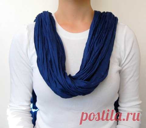 Chic Way To Tie A Scarf