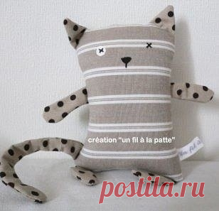 Коты - подушки. Идеи.