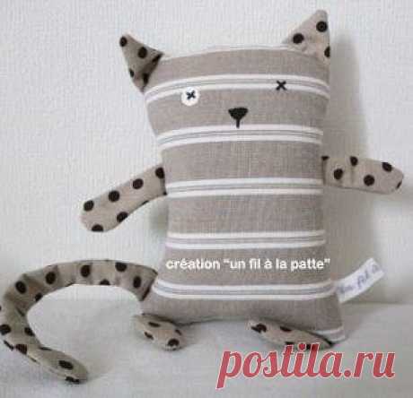 Коты - подушки. Идеи.