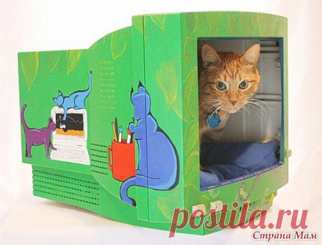 дом для кошки, из старого монитора :)
