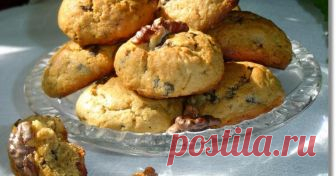 Печенье с шоколадной крошкой и орехами Удачная вариация на тему традиционного американского печенья!