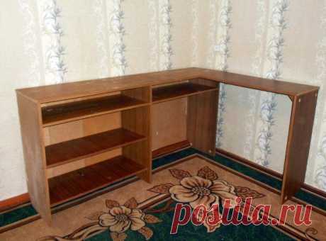Уголок рукодельницы из старого шкафа